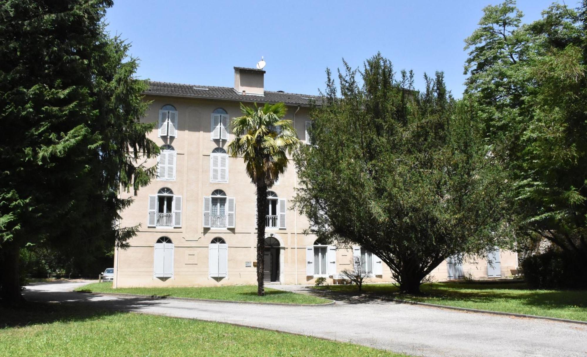 Les Gites De Sylvie Ussat Habitación foto