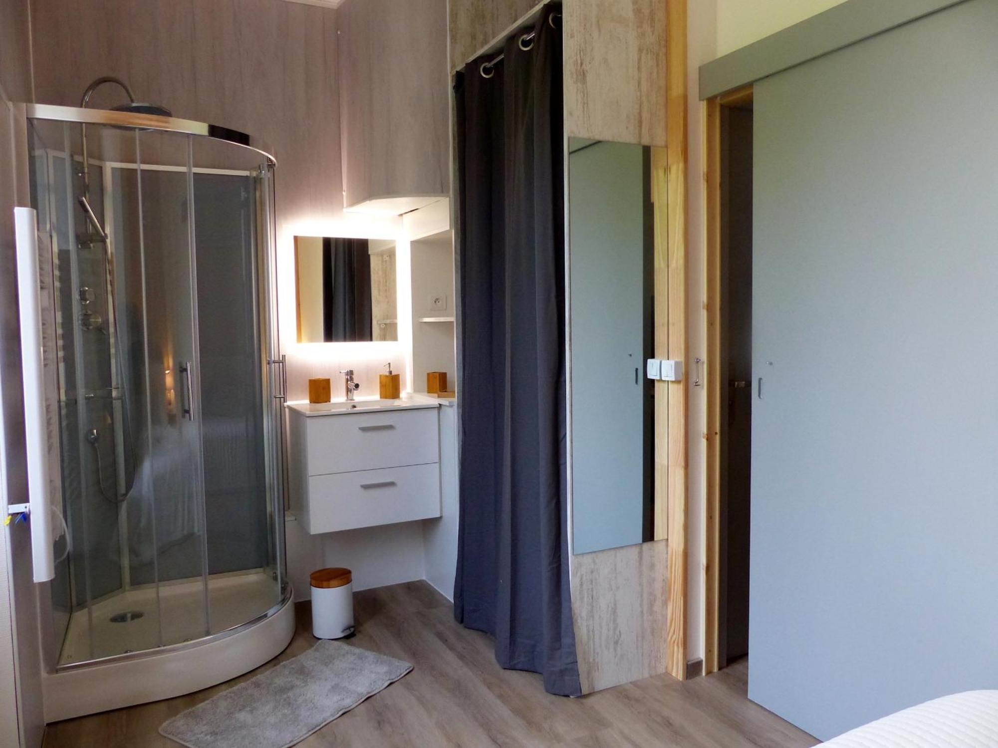 Les Gites De Sylvie Ussat Habitación foto